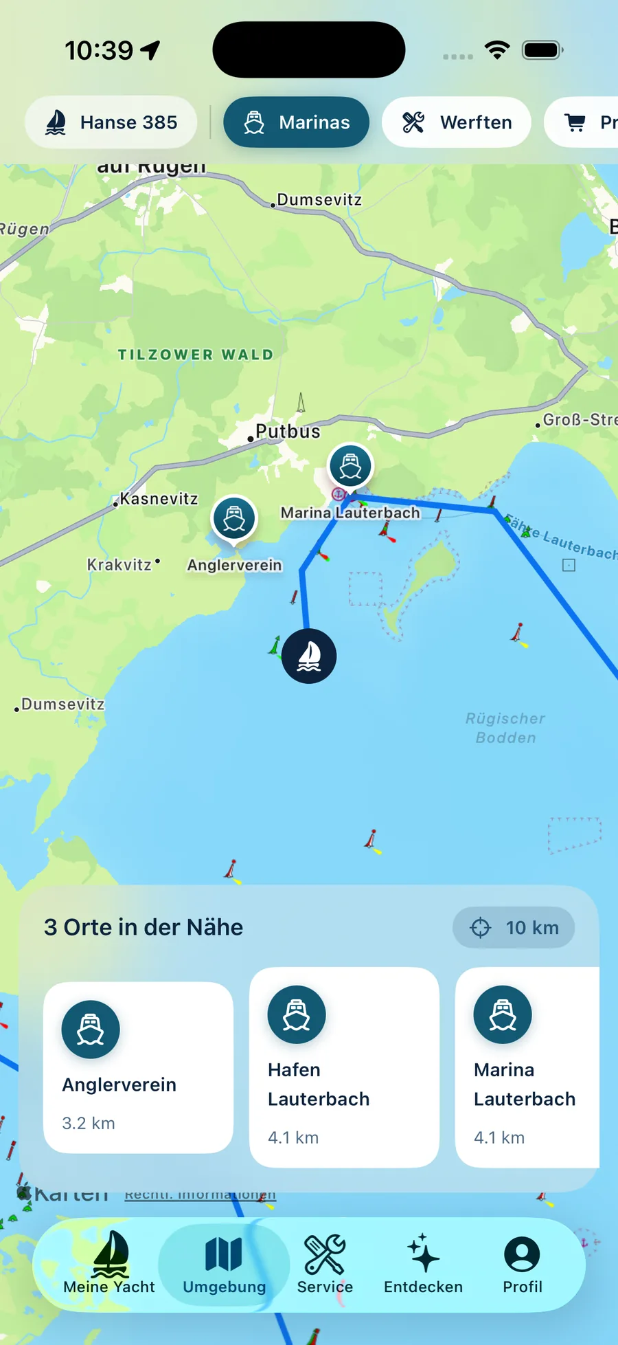 Seekarte vor Rügen mit der eigenen Yacht, dem gefahrenen Track und Marinas in der Nähe
